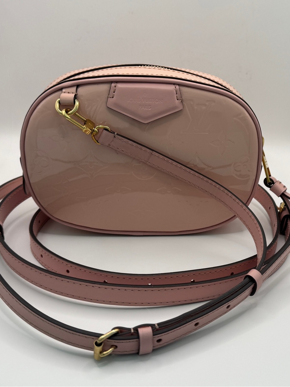 Louis Vuitton Blush Pink Vernis Oval 2-Way Crossbody & Waist Bag